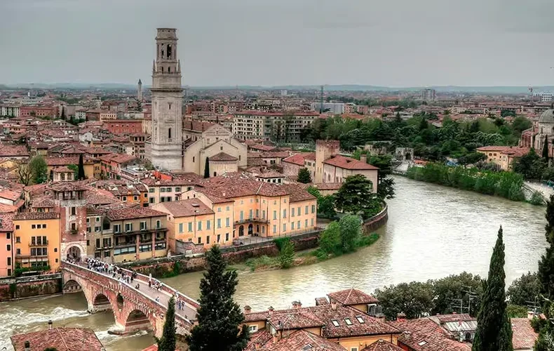 Jesolóból: Verona, Sirmione és a Garda-tó egész napos kirándulása – programajánló Lido di Jesolo környékén
