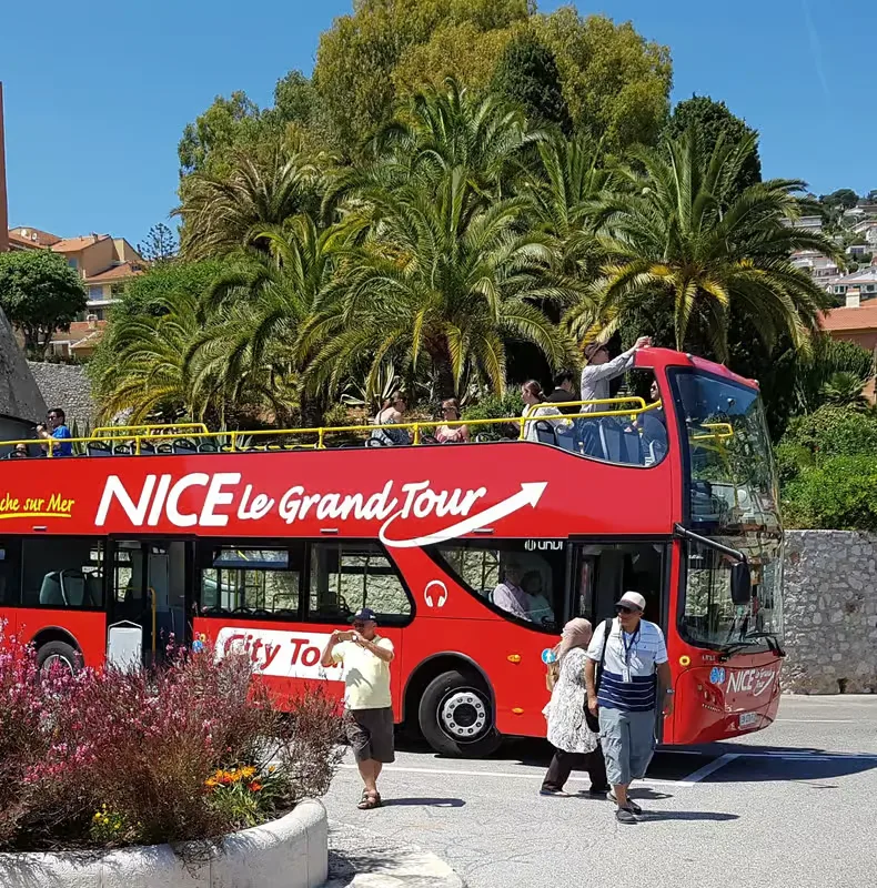 Nizza: 1 vagy 2 napos Hop-On Hop-Off buszos túra – programajánló Côte d'Azur környékén