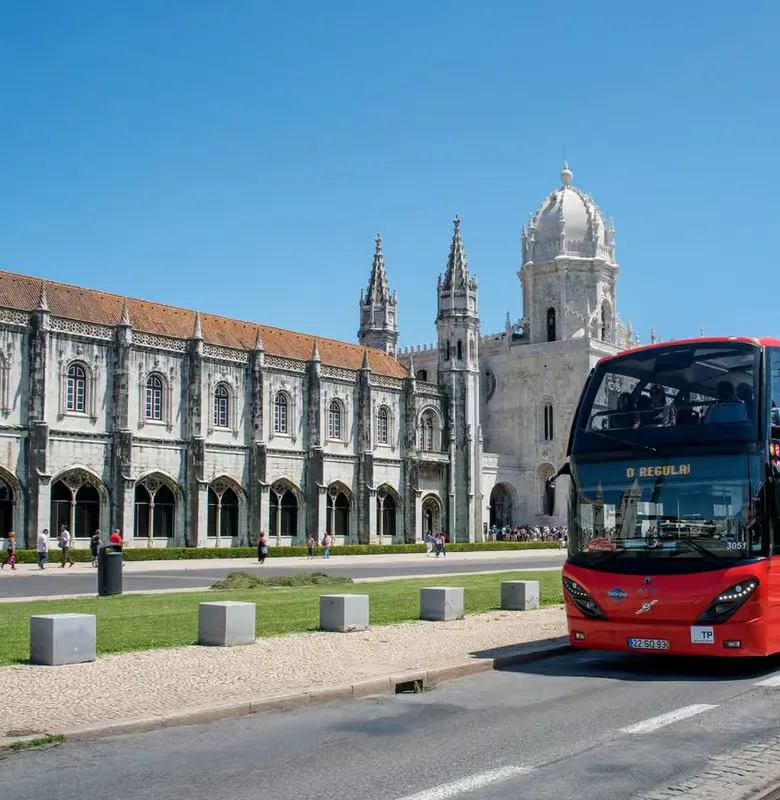Lisszabon: Hop-on hop-off csomagok – programajánló Lisszabon környékén